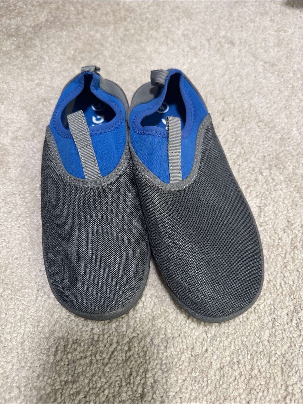 Kids Slip-On Water Shoes in Gray and Blue. Used. Size 4Y.